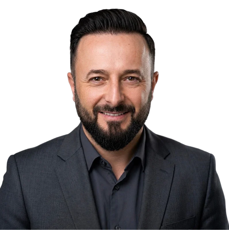 Riccardo Hofacker, Medrohaus CEO